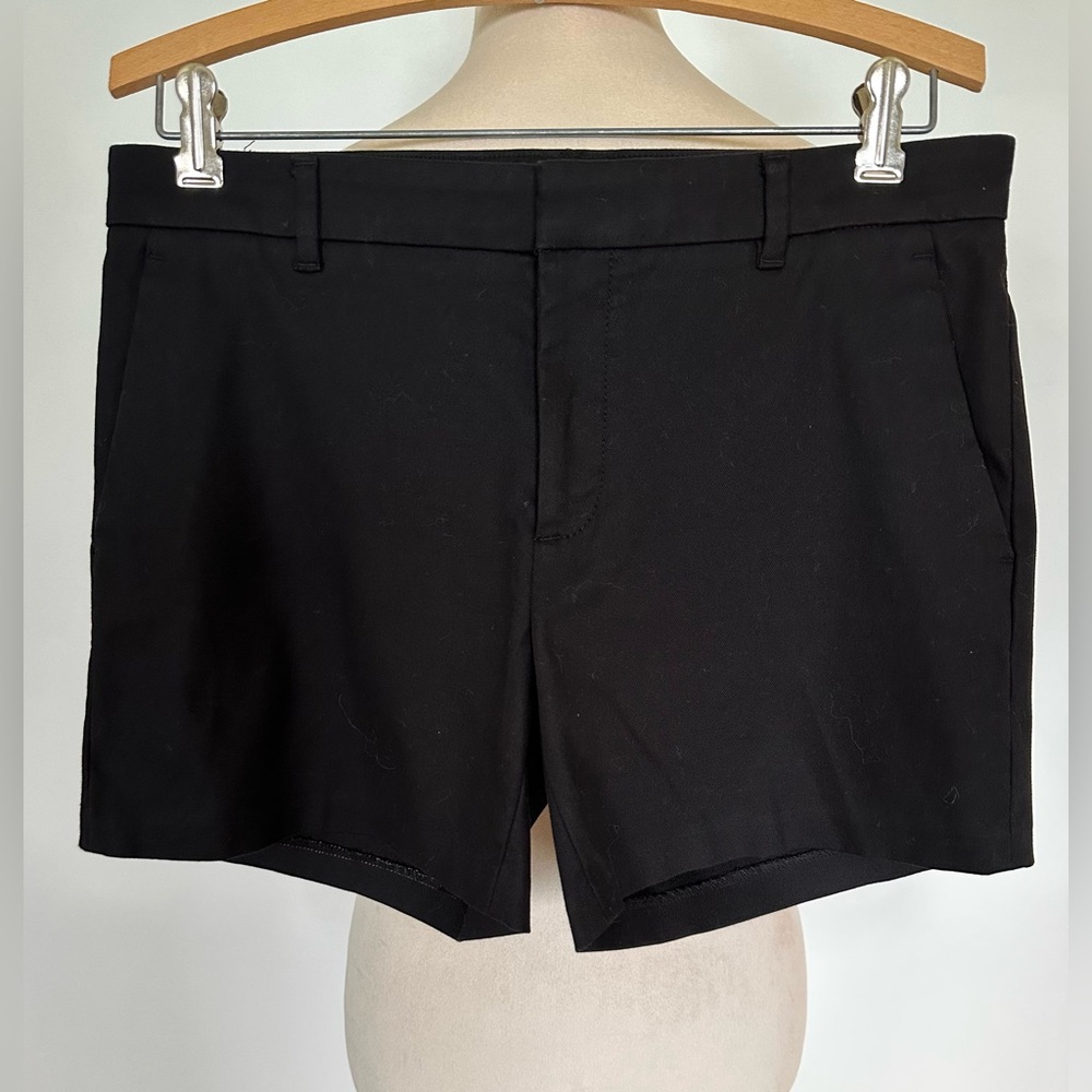 Banana Republic shorts black cotton blend fabric front and rear pockets size 4